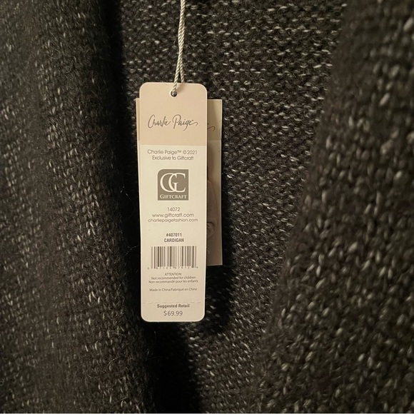 NWT Charlie Paige Cardigan Dark Gray Chunky Fall Size SM - Picture 3 of 7
